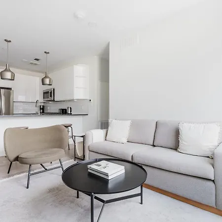 Blueground East Boston 2Bd Apartment Bos-1126